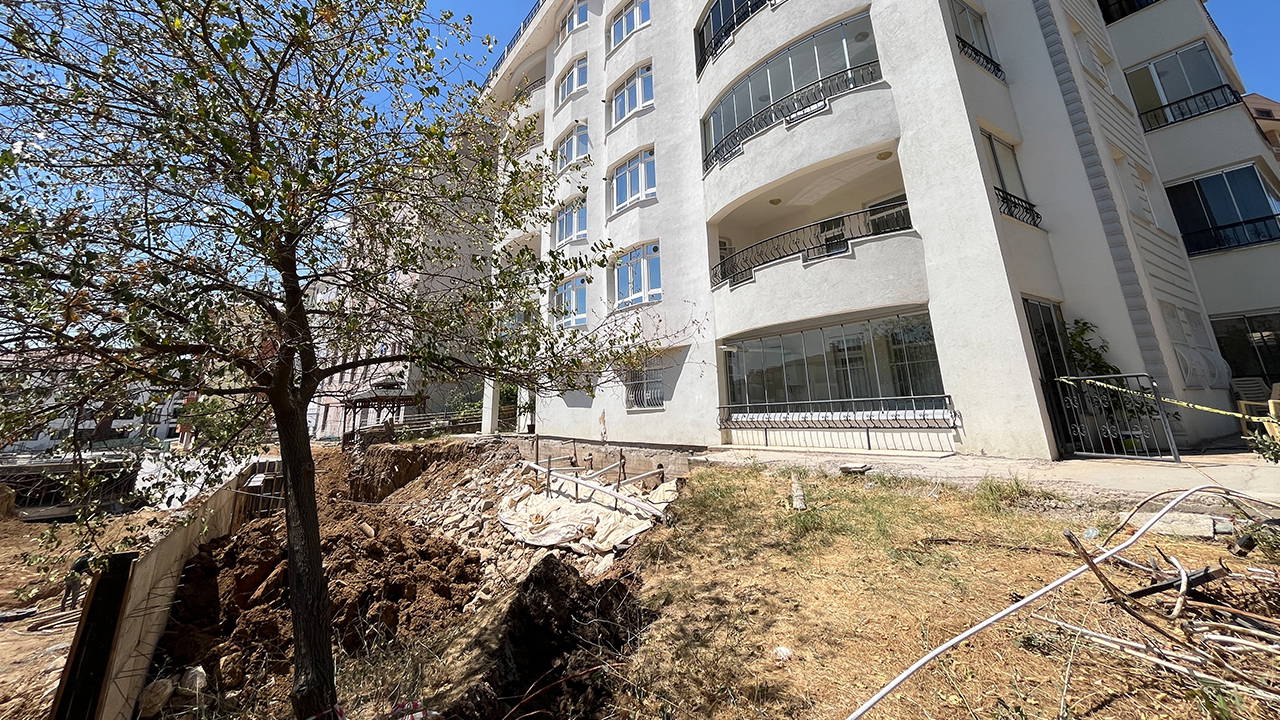 Tunceli’de zemini kayan binada inceleme tamamlandı: Evlere dönüşe izin verildi