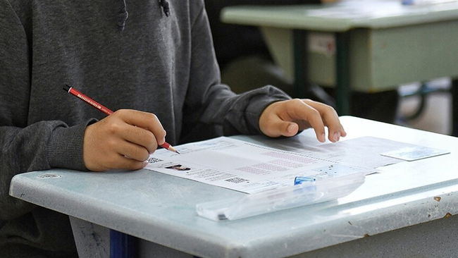 Kitapçık hatası iddiası