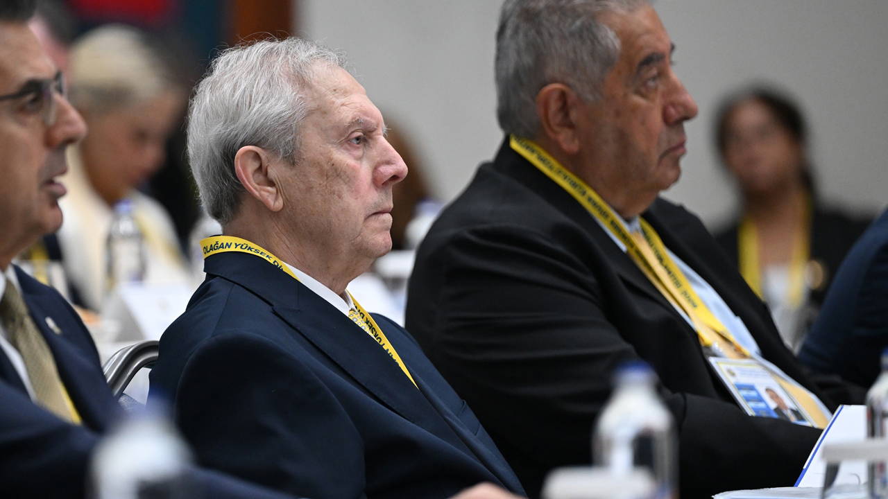Aziz Yıldırım'dan Orhan Demirel'e tepki: 'Yanlış yanlış işler yapıyorsun'