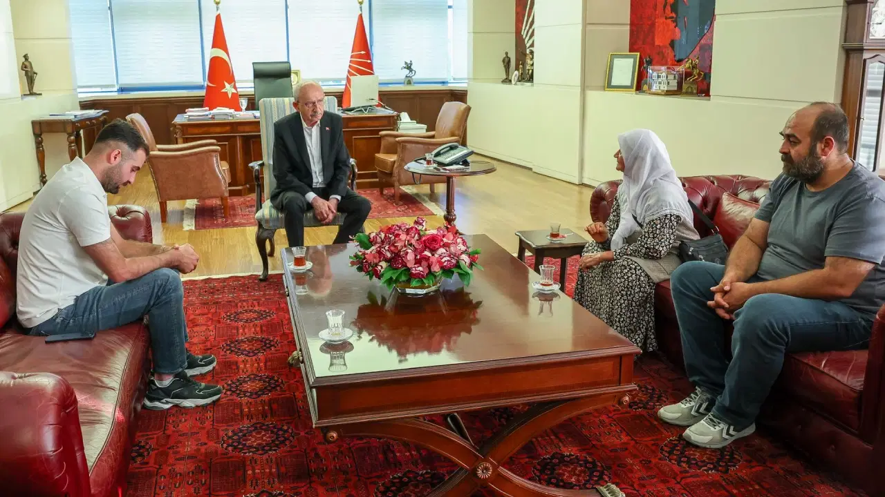 Narin Güran'ın ailesi, Kemal Kılıçdaroğlu'nu ziyaret etti