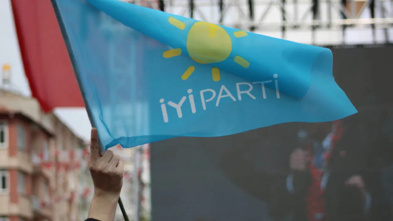 Görevden alınan İYİ Partili başkandan istifa açıklaması