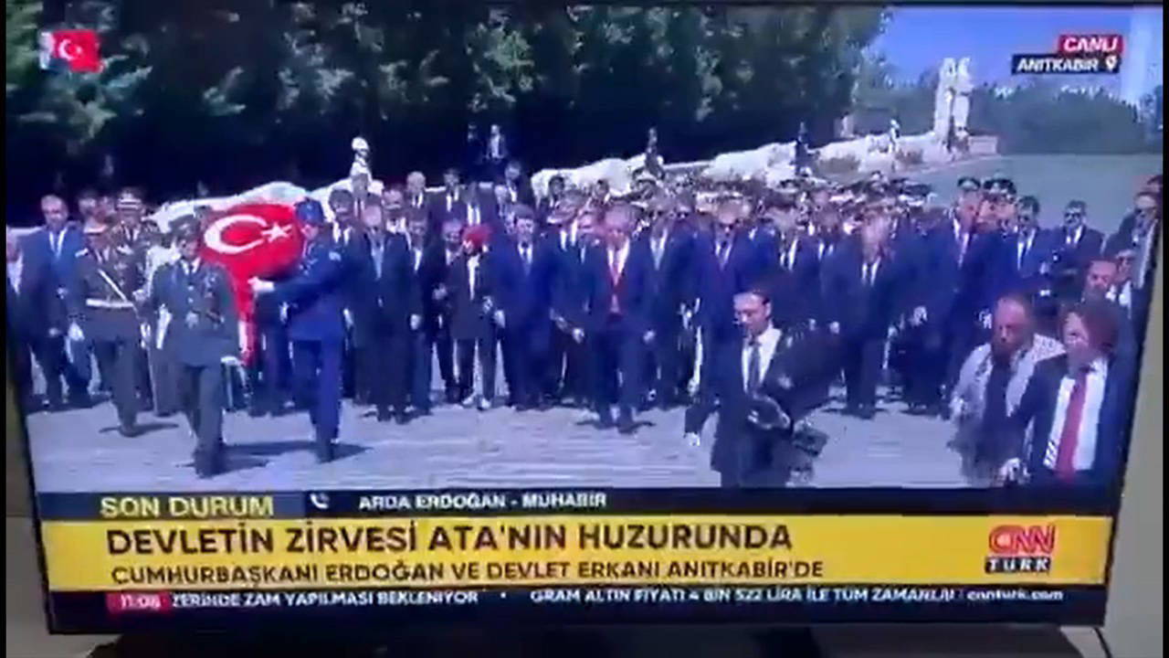Canlı Yayında ‘Büyük Taarruz, Erdoğan’ın Başkomutanlığında Gerçekleşti’ Diyen Muhabirden Açıklama
