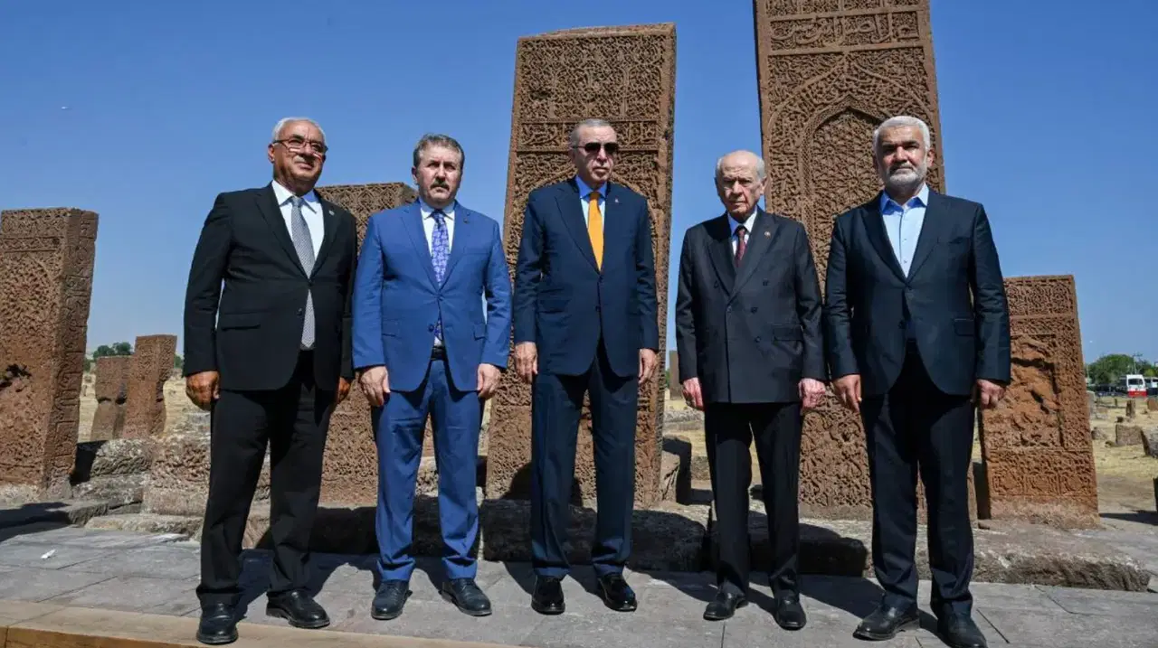 'Yeni bir arayış içindeler' iddiası... Cumhur ortağı BBP'den 'ittifak' açıklaması!