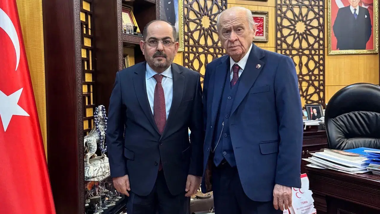 Bahçeli'den, Suriye Türkmen Meclisi Başkanlığı'na seçilen Abdurrahman Mustafa'ya 'tebrik' telefonu