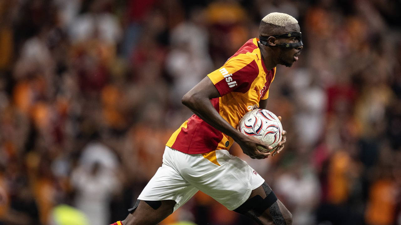 Victor Osimhen'den ayrılık iddialarına yanıt