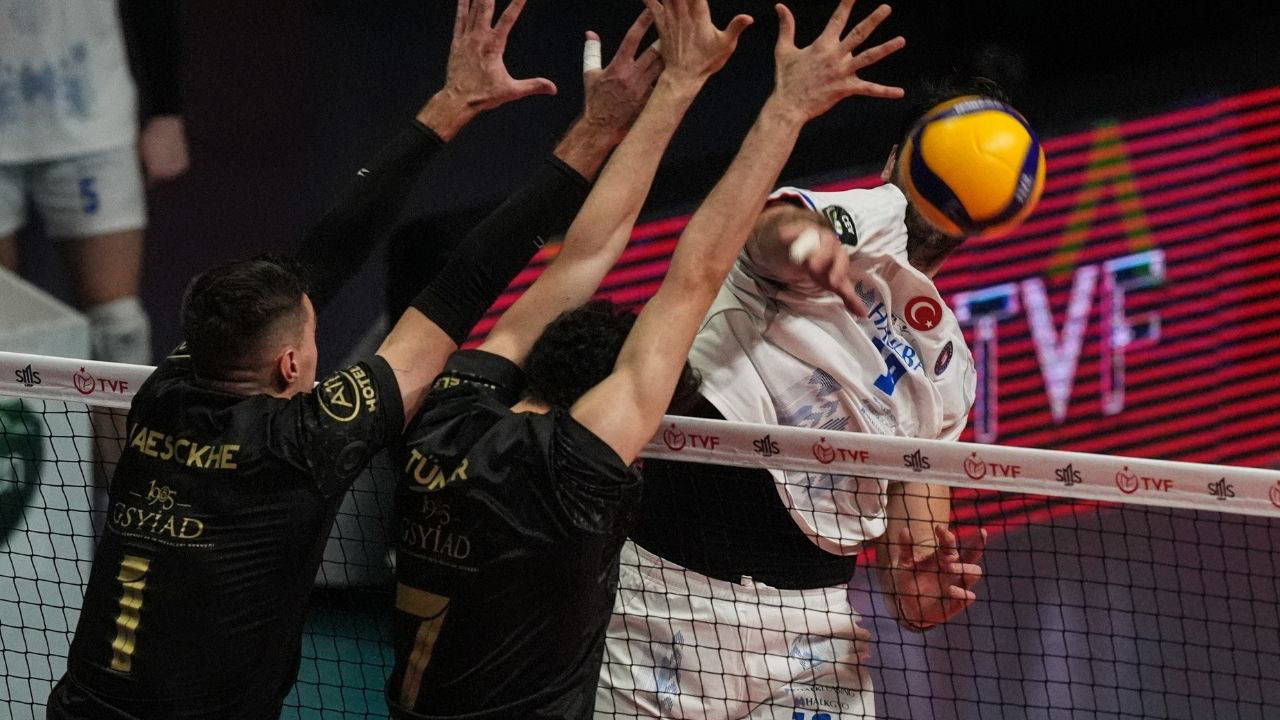 Halkbank, Galatasaray HDI Sigorta'yı set vermeden geçti!