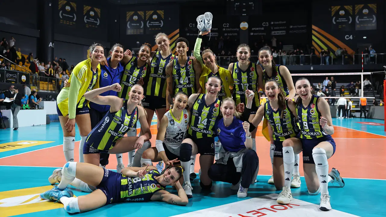 Fenerbahçe, VakıfBank karşısında seriyi eşitledi