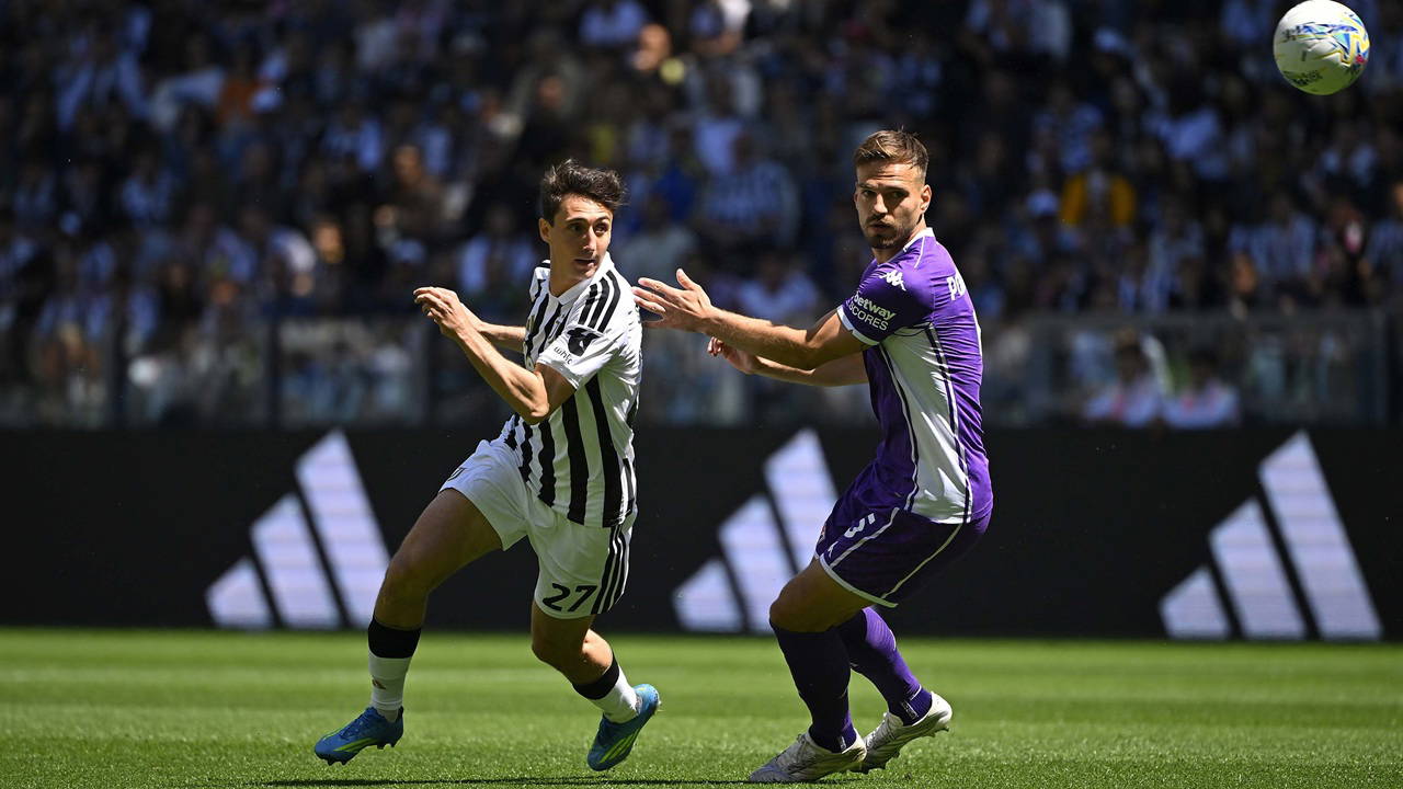 Juventus, Şampiyonlar Ligi umutlarını son haftaya bıraktı