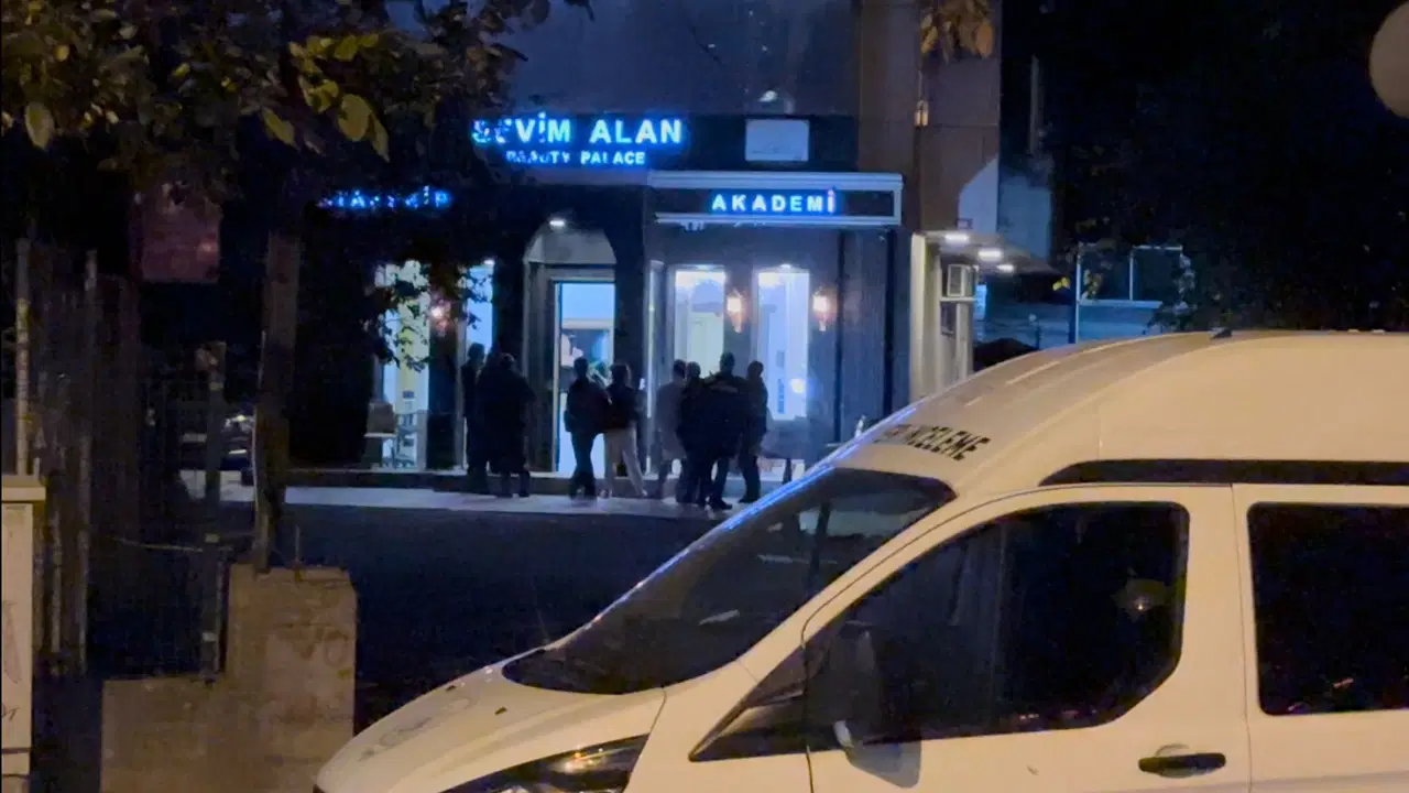 Ataşehir’de güzellik salonuna silahlı saldırı