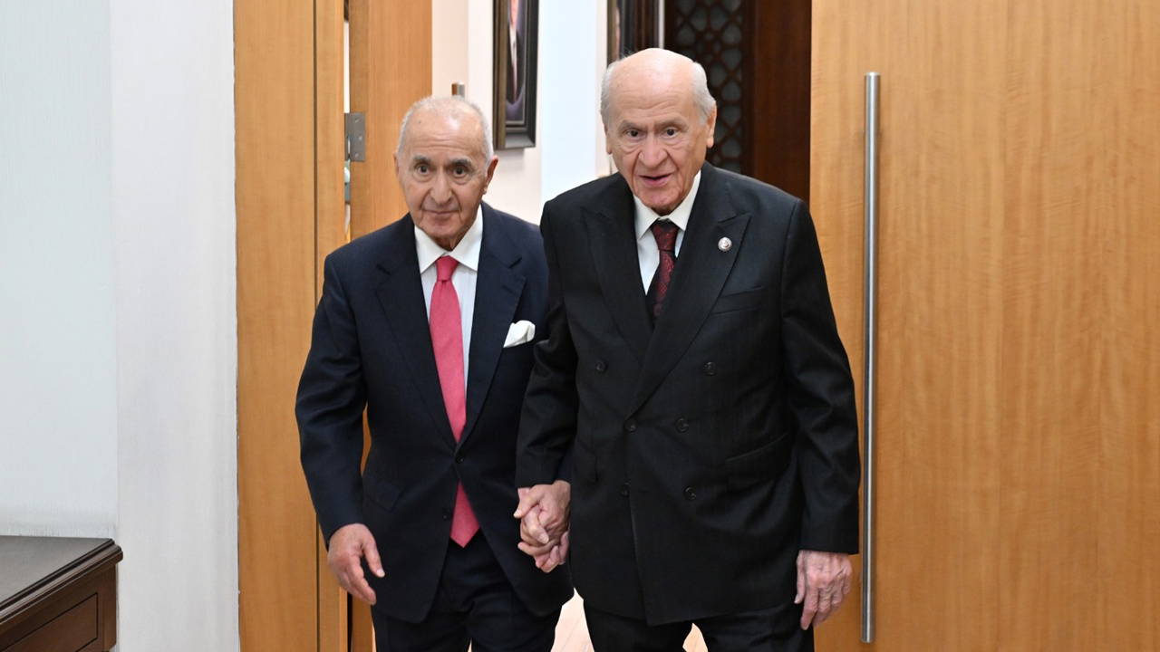 Hikmet Çetin’den açıklama geldi