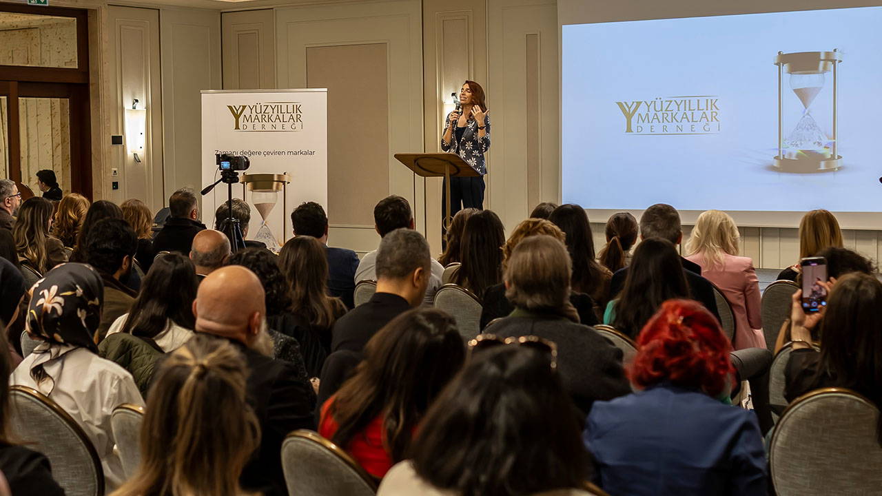 Türkiye markalara güvenmek istiyor... Köklü marka olmanın formülü: 'Nesiller Boyu Güven'