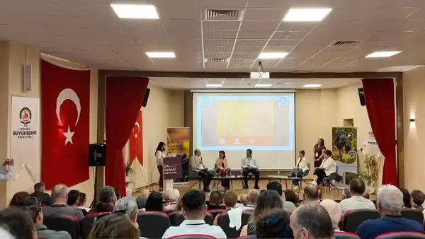 Çal’da bağcılık yapan dört rakip firma nasıl yol arkadaşı oldu?