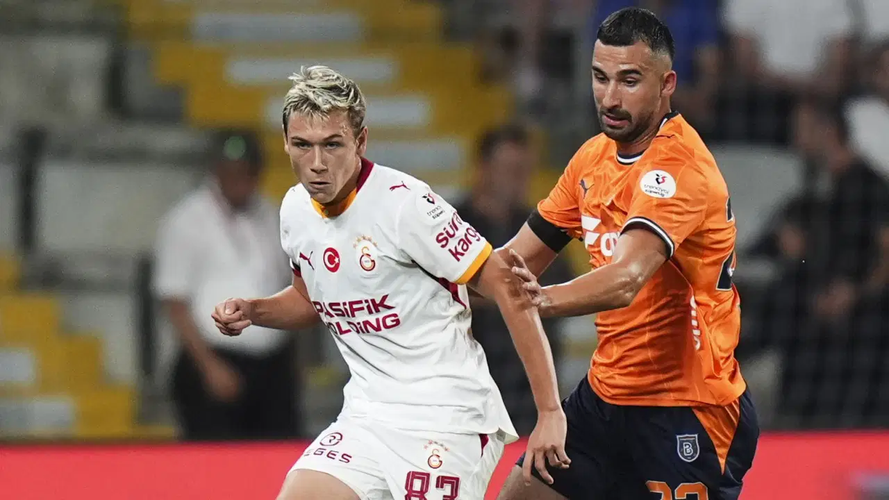 Eski Fenerbahçeli Alexander Djiku'dan Aleksey Batrakov'a övgü: 'Mükemmel bir oyuncu'