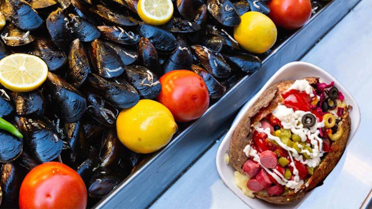 Kumpir ve midye dolma başı çekiyor... Gıda mühendisi en tehlikeli sokak yemeklerini anlattı!