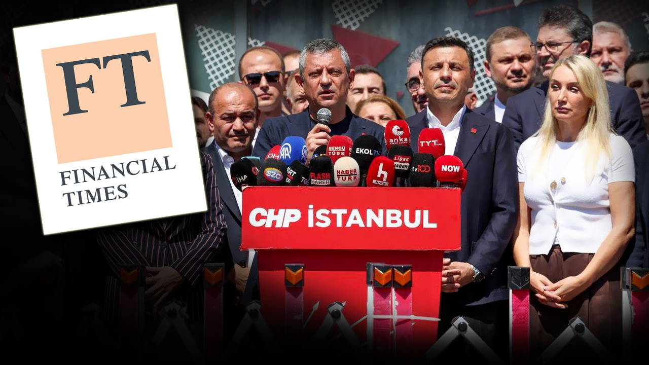 'Seçimli otoriterlikten açık diktatörlüğe...'