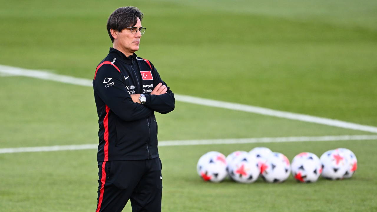 Vincenzo Montella'dan Fransa maçı öncesi net mesaj: 'Yeni bir sayfa açıyoruz'