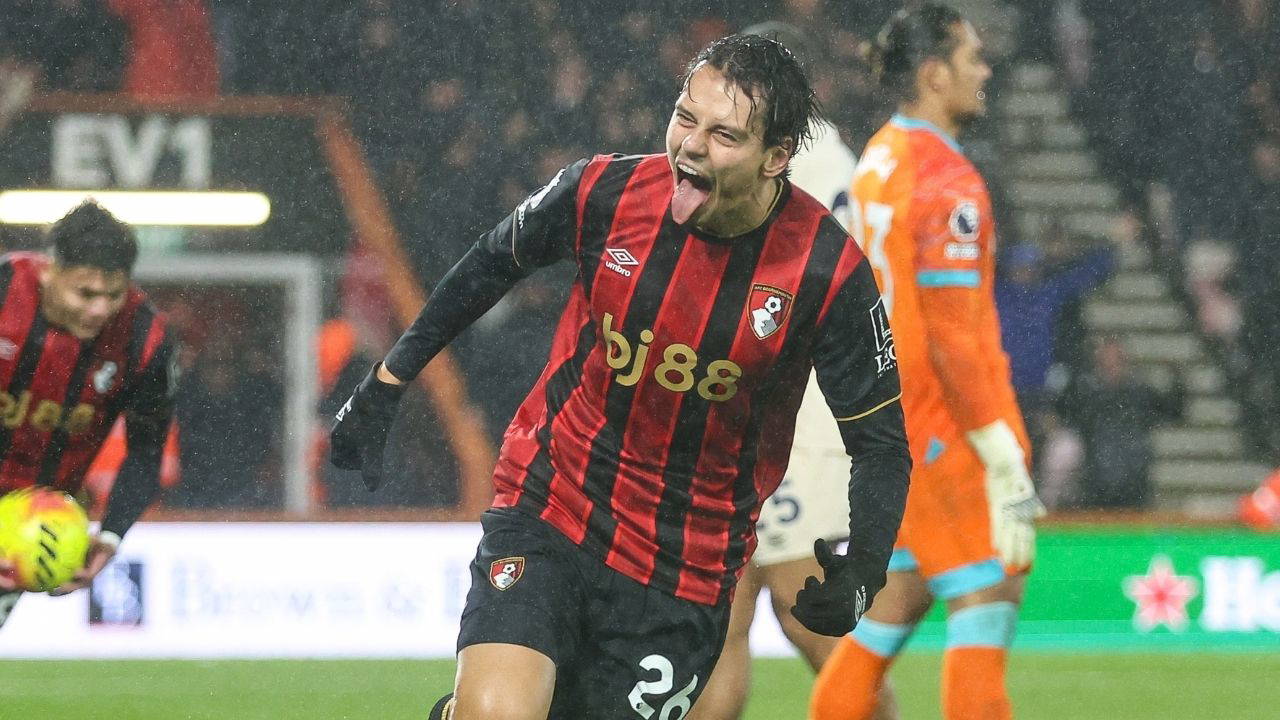 Enes Ünal attı, Bournemouth geri döndü!