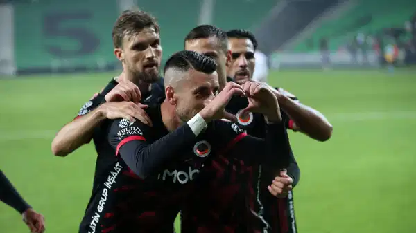 Gençlerbirliği kupada 5 golle turladı!