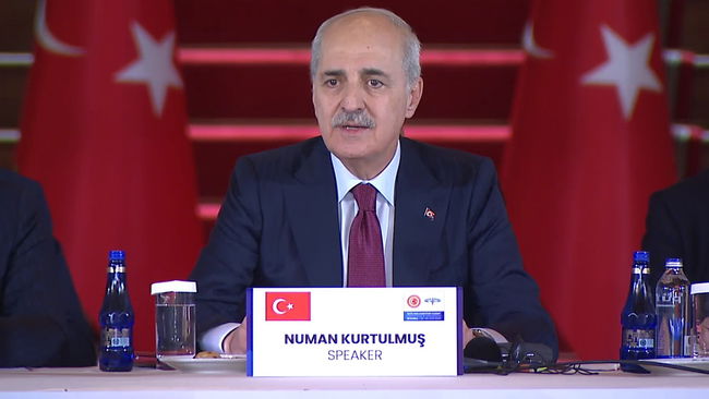 'Yeni bir dünyanın kuruluşunun kapılarını açalım'