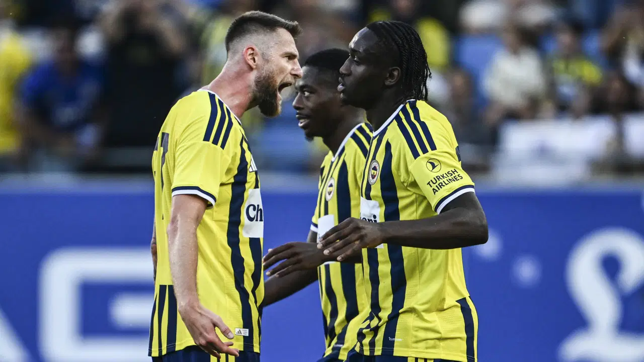 Fenerbahçe - LASK Linz maçı ne zaman, saat kaçta, hangi kanalda? Şifresiz mi?