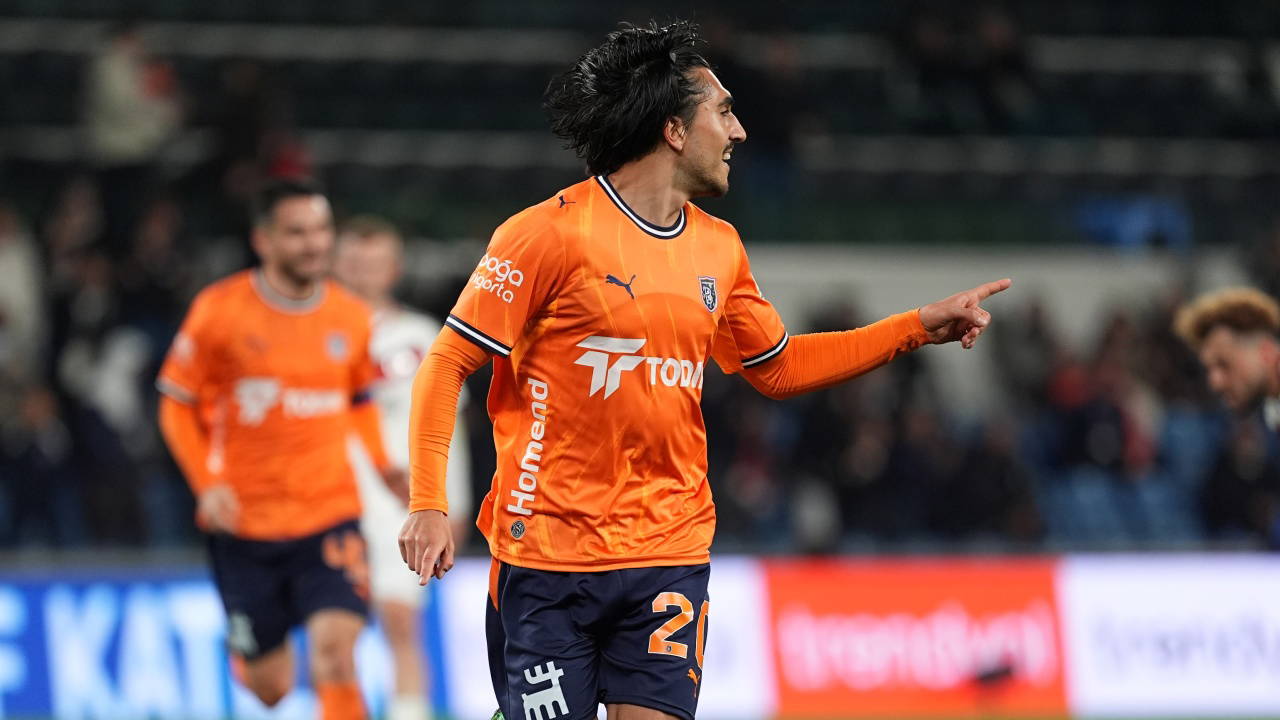 Başakşehir 2-1 kazandı, Gaziantep FK 4 maça hasret kaldı