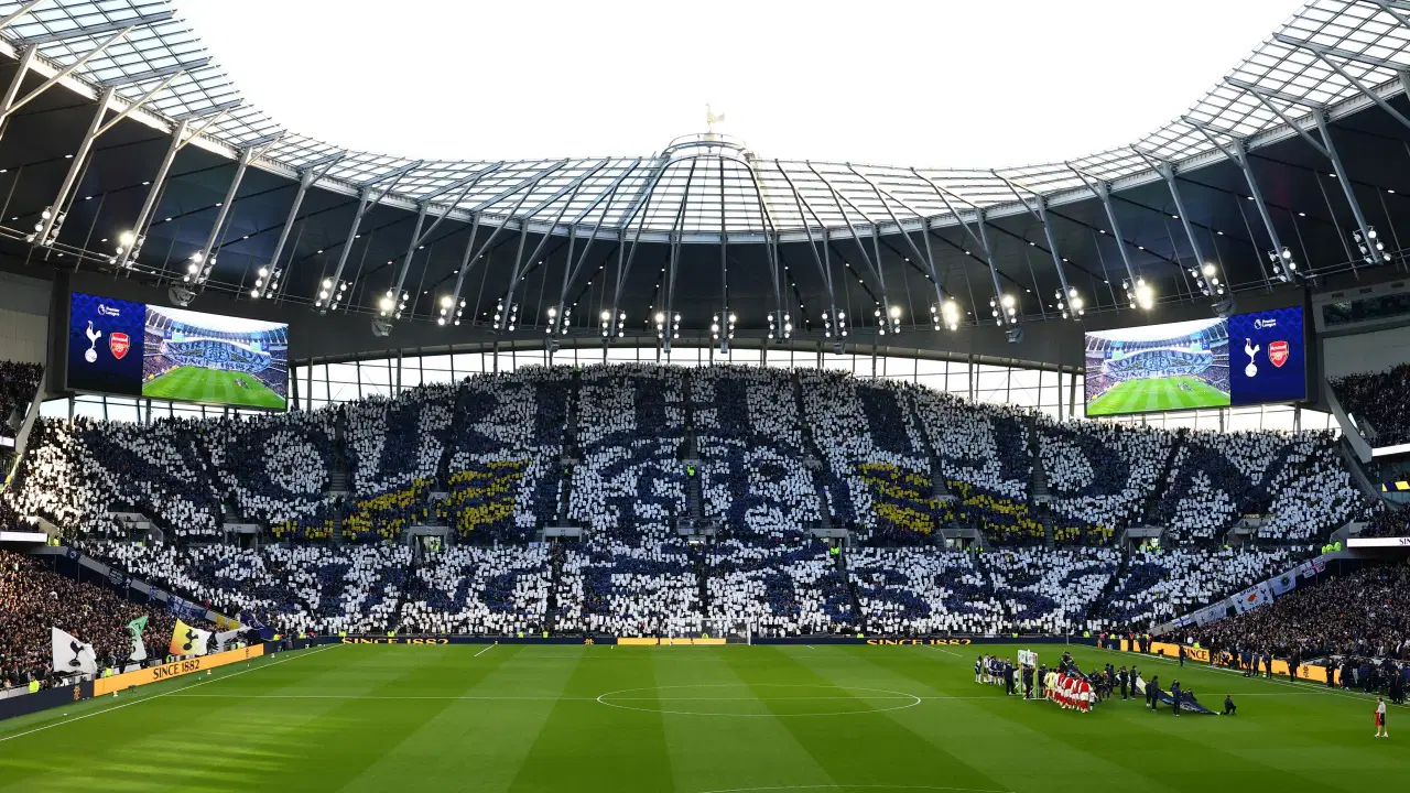 UEFA'dan Tottenham'a 'Nazi selamı' cezası!