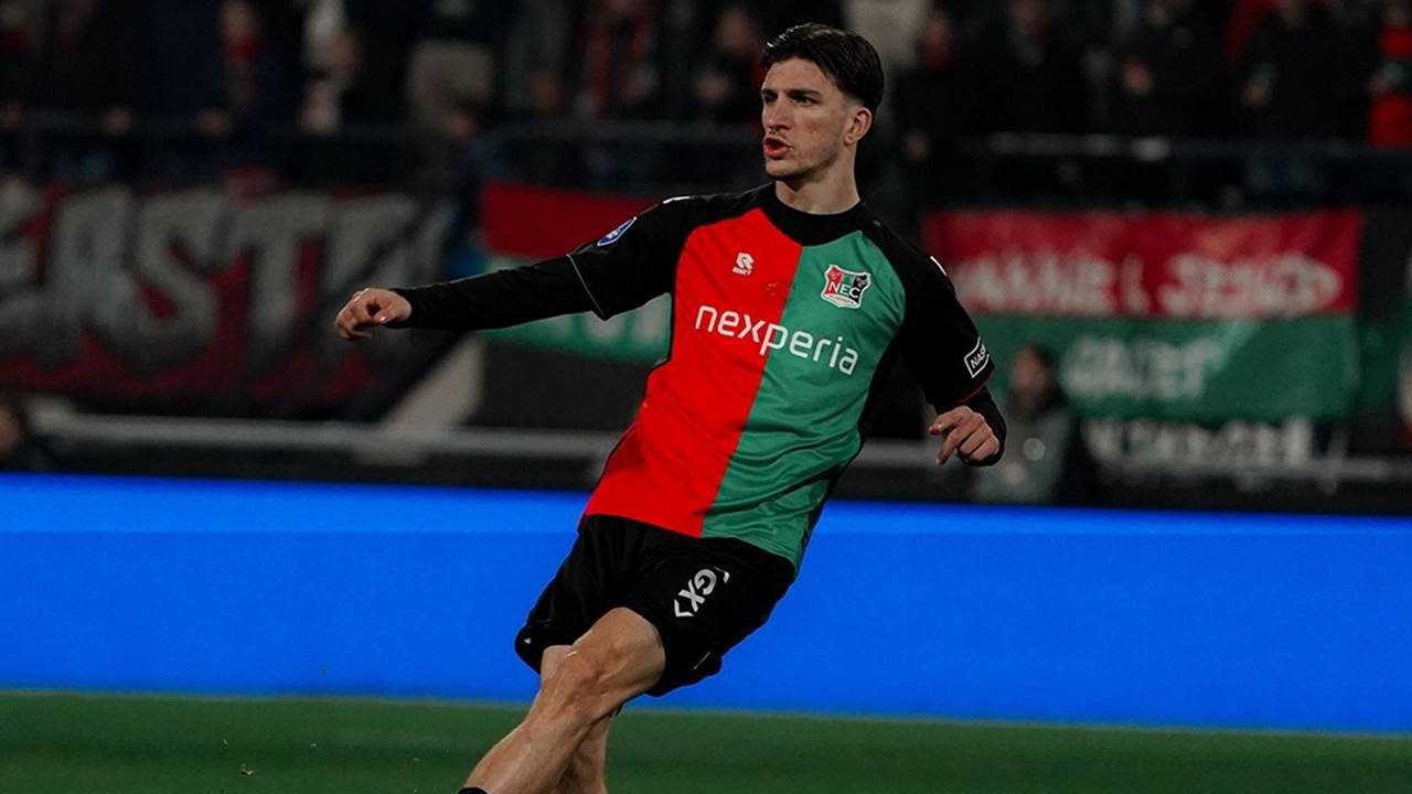 Fenerbahçe'den Hollanda çıkarması!