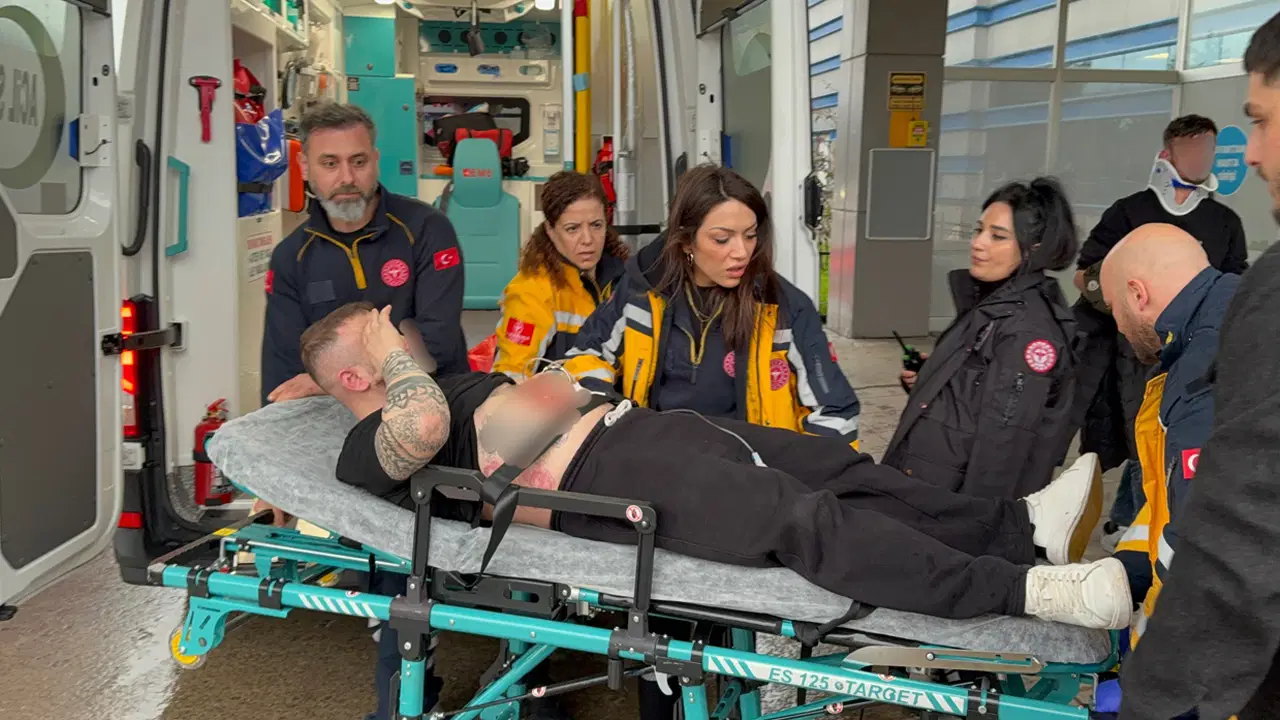 Samsun'da 'küfürleşme' sonrası bıçaklı kavga: 2 yaralı