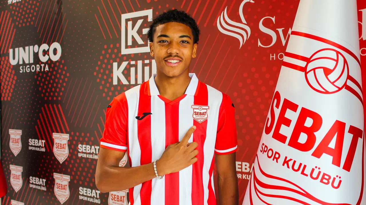 Sebatspor, Thierry Karadeniz'i kiraladı