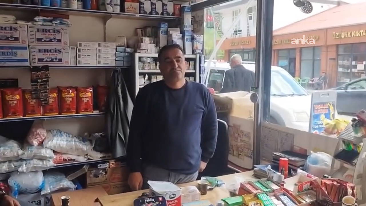 Van'daki esnaftan 'kapalı yol' tepkisi: 'Bize yol zulmü yapıyorlar, dükkanlarımızı satılığa çıkardık'