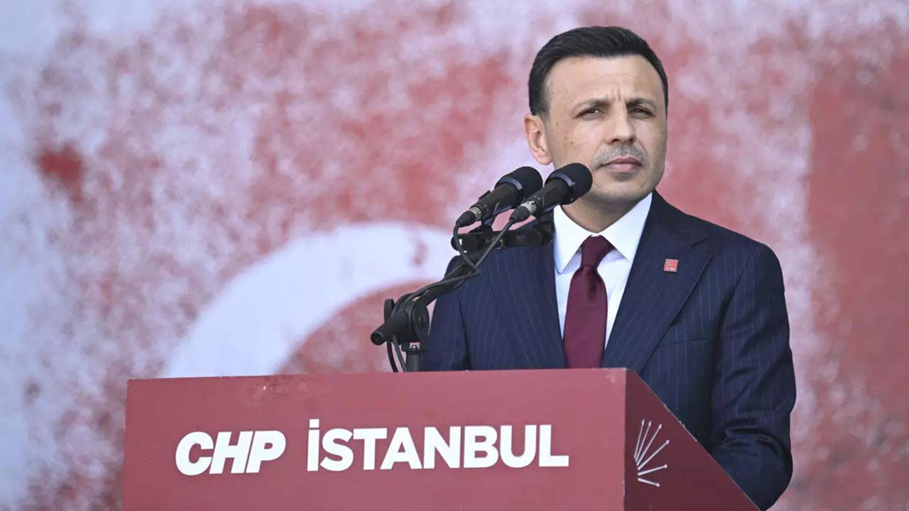 'Şimdi yeni bir 'gösteri'ye geçtiler' diyerek duyurdu