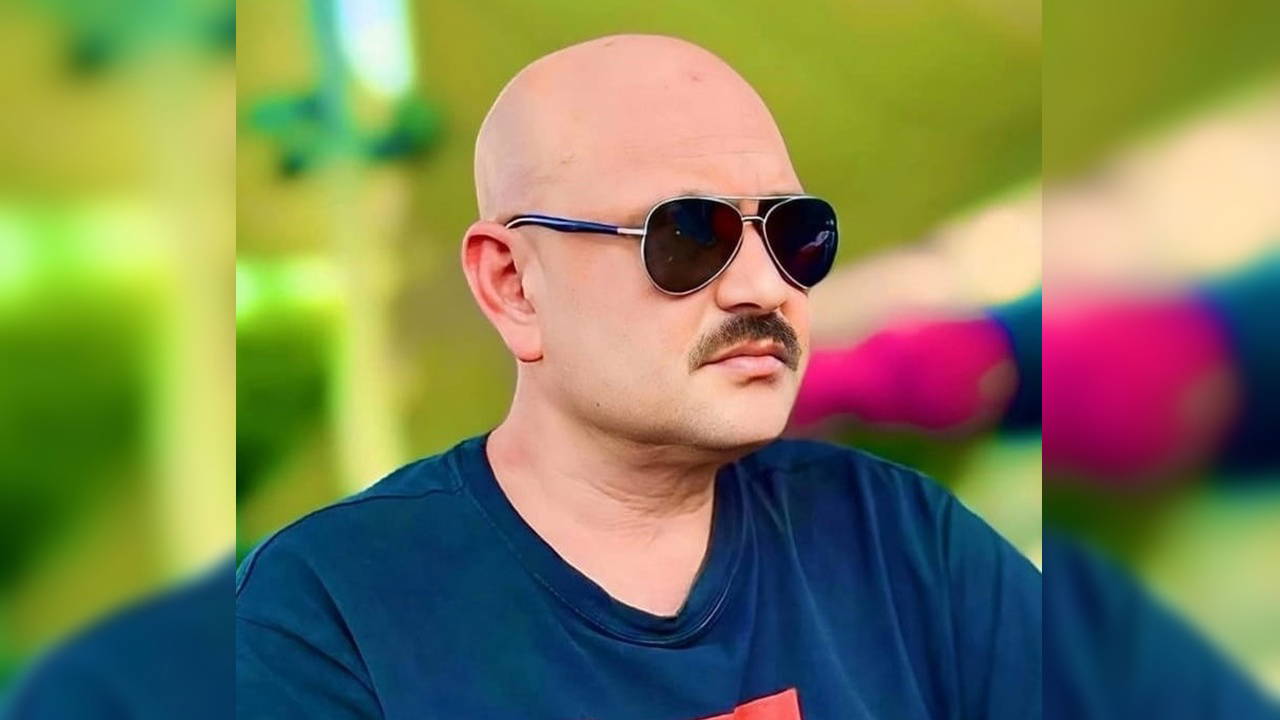 52 yaşındaki erkek mezarlıkta ağaca asılı halde ölü bulundu