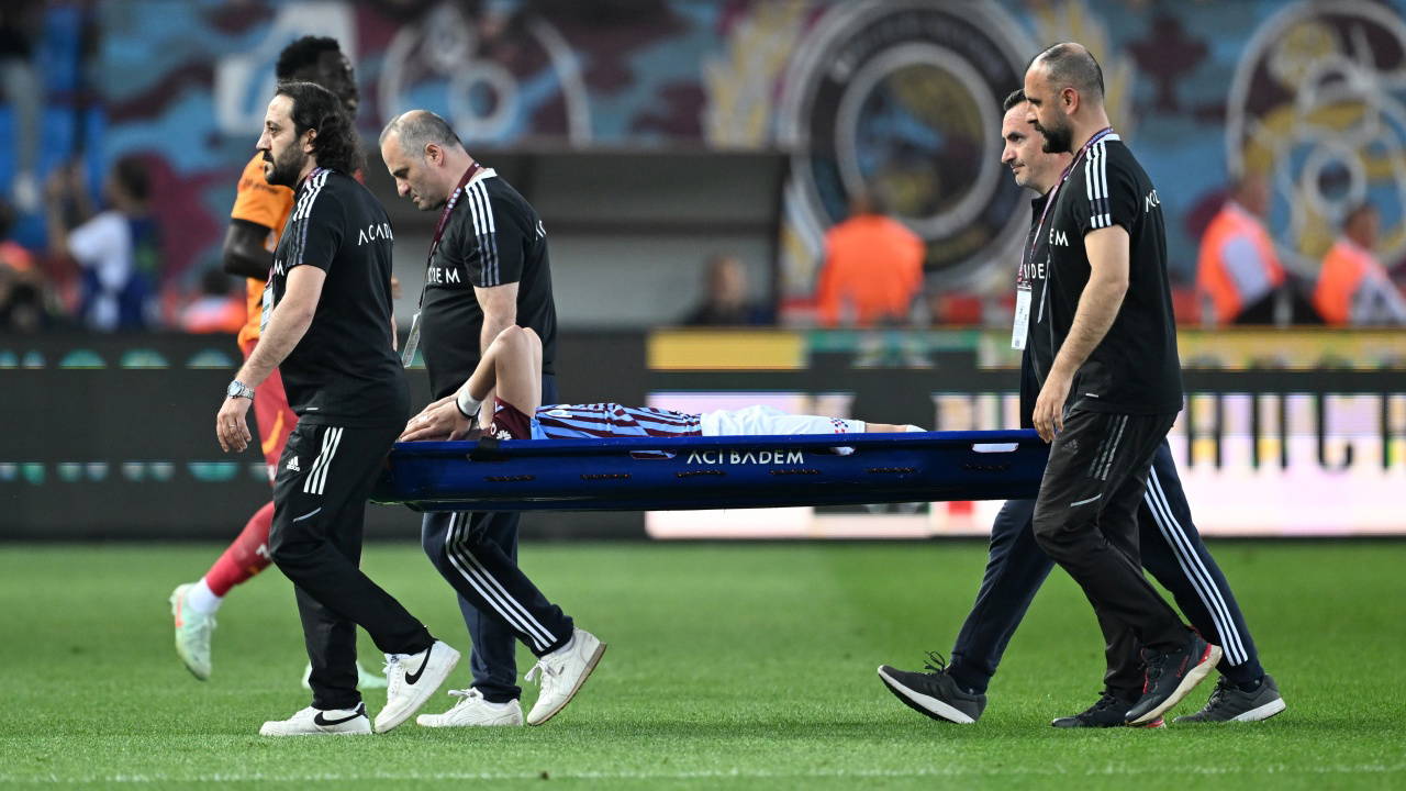 Galatasaray maçında sakatlanmıştı... Trabzonspor'dan Enis Destan açıklaması!