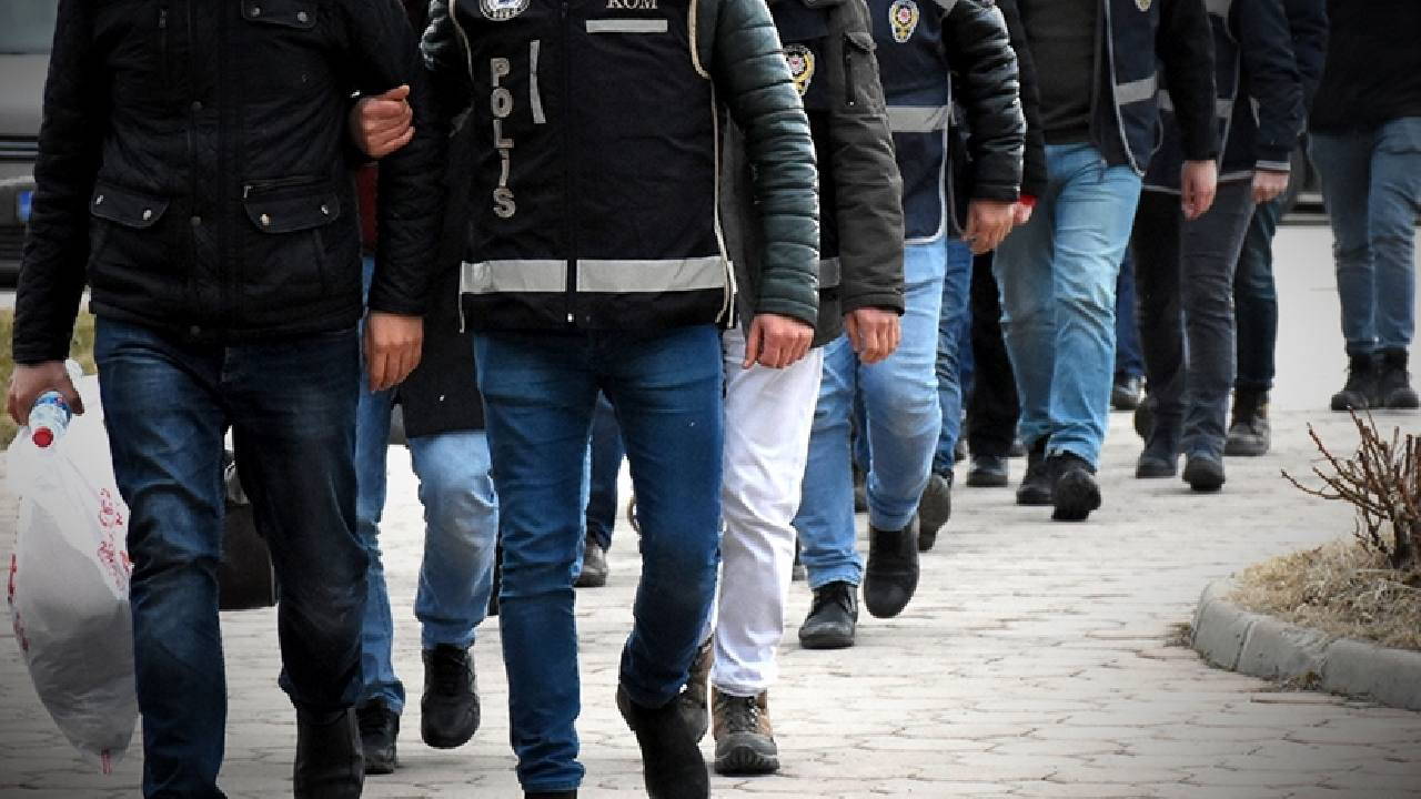 FETÖ'nün sınav usulsüzlüğü soruşturmasında 5 gözaltı kararı!