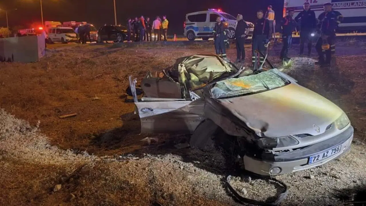 Park halindeki tıra çarptı: 6 ve 8 yaşındaki iki kardeş hayatını kaybetti