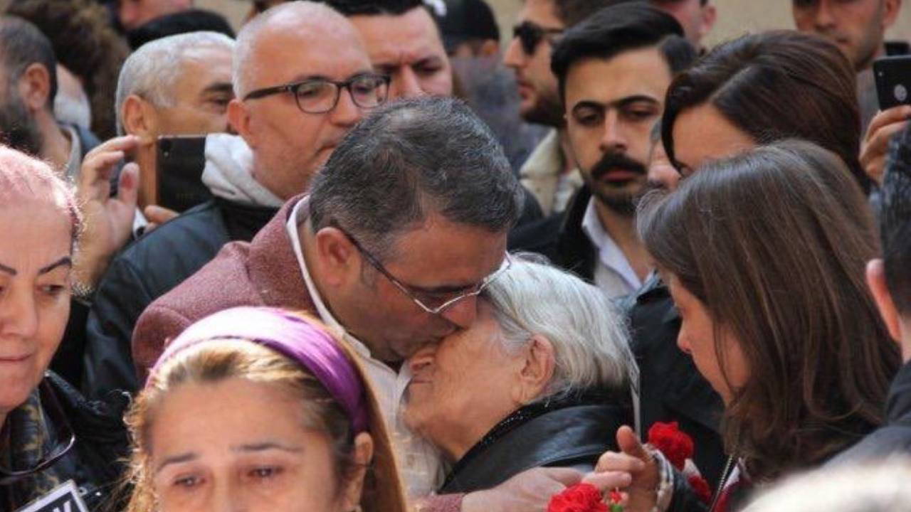 CHP'li Sezgin Tanrıkulu'ndan 'Emine Ocak' paylaşımı!