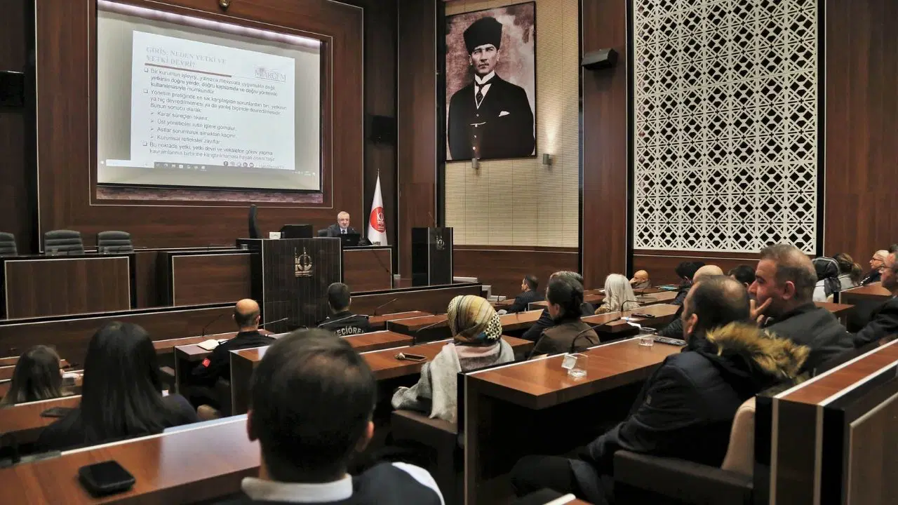 Keçiören Belediyesi’nde yöneticilere eğitim verildi