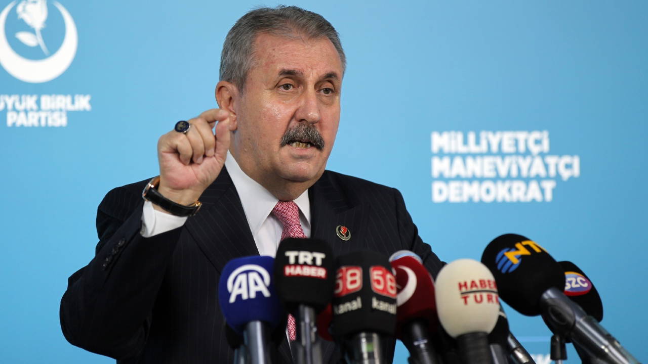 Mustafa Destici'den 'İmralı' tepkisi: 'Terörle, teröristle müzakere olmaz!'