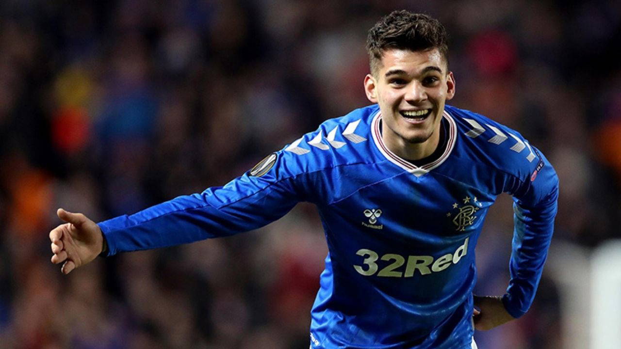 Ianis Hagi kimdir? Gheorghe Hagi'nin oğlu Ianis Hagi kaç yaşında, nereli? Alanyaspor'un yeni transferi Ianis Hagi hangi takımlarda oynadı?