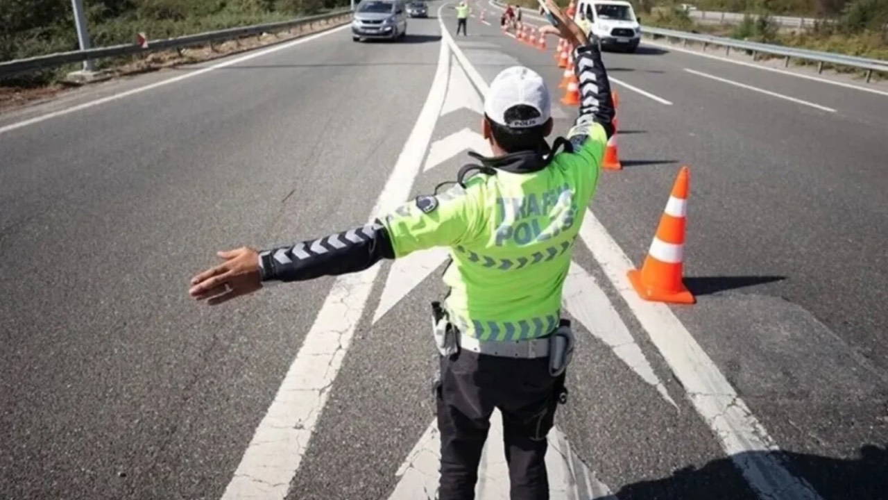 Kadıköy’de trafik düzenlemesi: Bazı yollar saat 16.00’dan itibaren kapatılacak