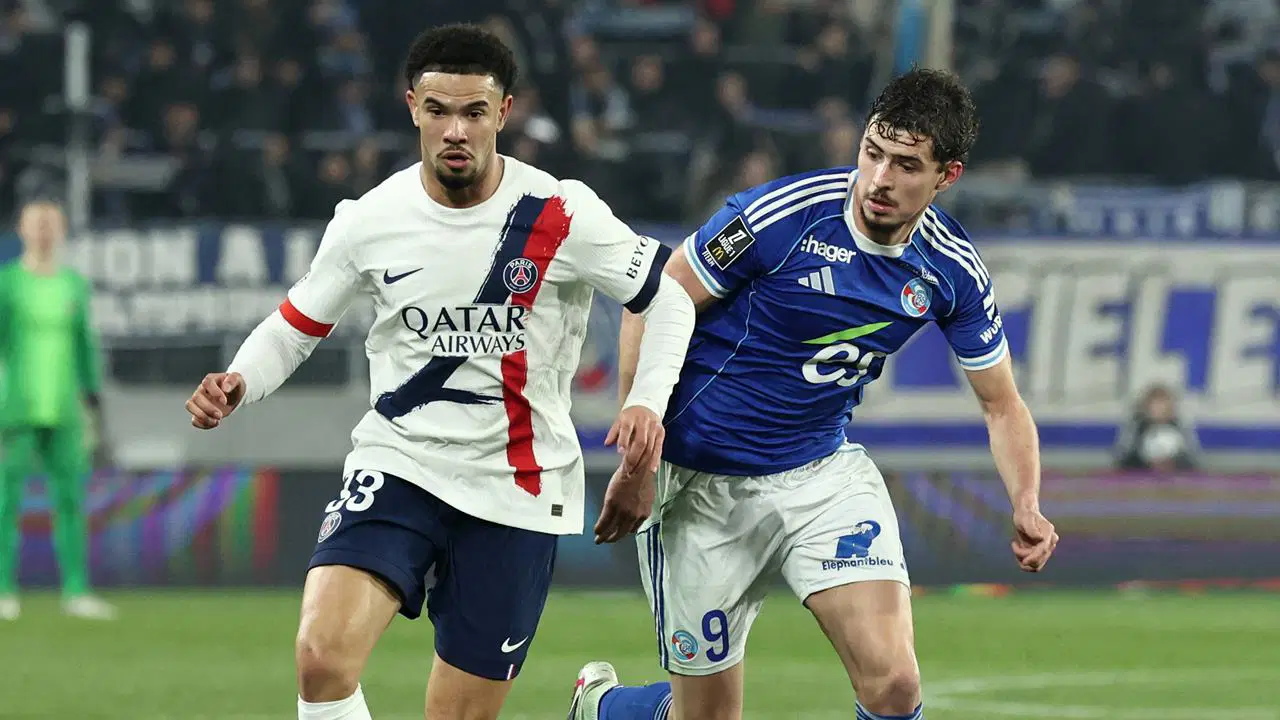 PSG deplasmanda üç puanı 10 kişiyle aldı!