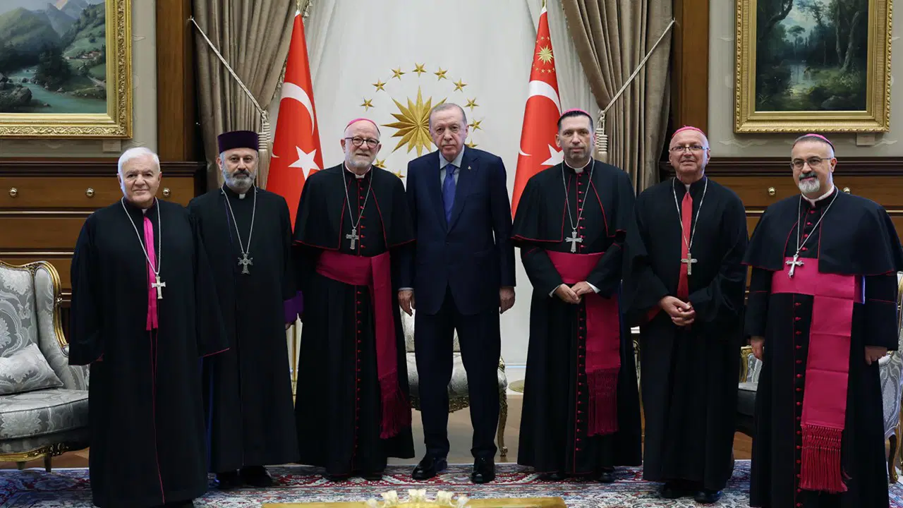 Erdoğan, Türkiye Katolik Episkoposlar Heyetini Kabul Etti