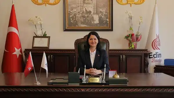 Filiz Gencan Akın kimdir? Edirne Belediye Başkanı Filiz Gencan Akın kaç yaşında, nereli? Filiz Gencan Akın hangi partiye geçti?