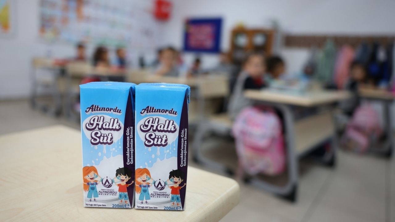 Altınordu halk süt bu yıl da miniklerin sıralarısında