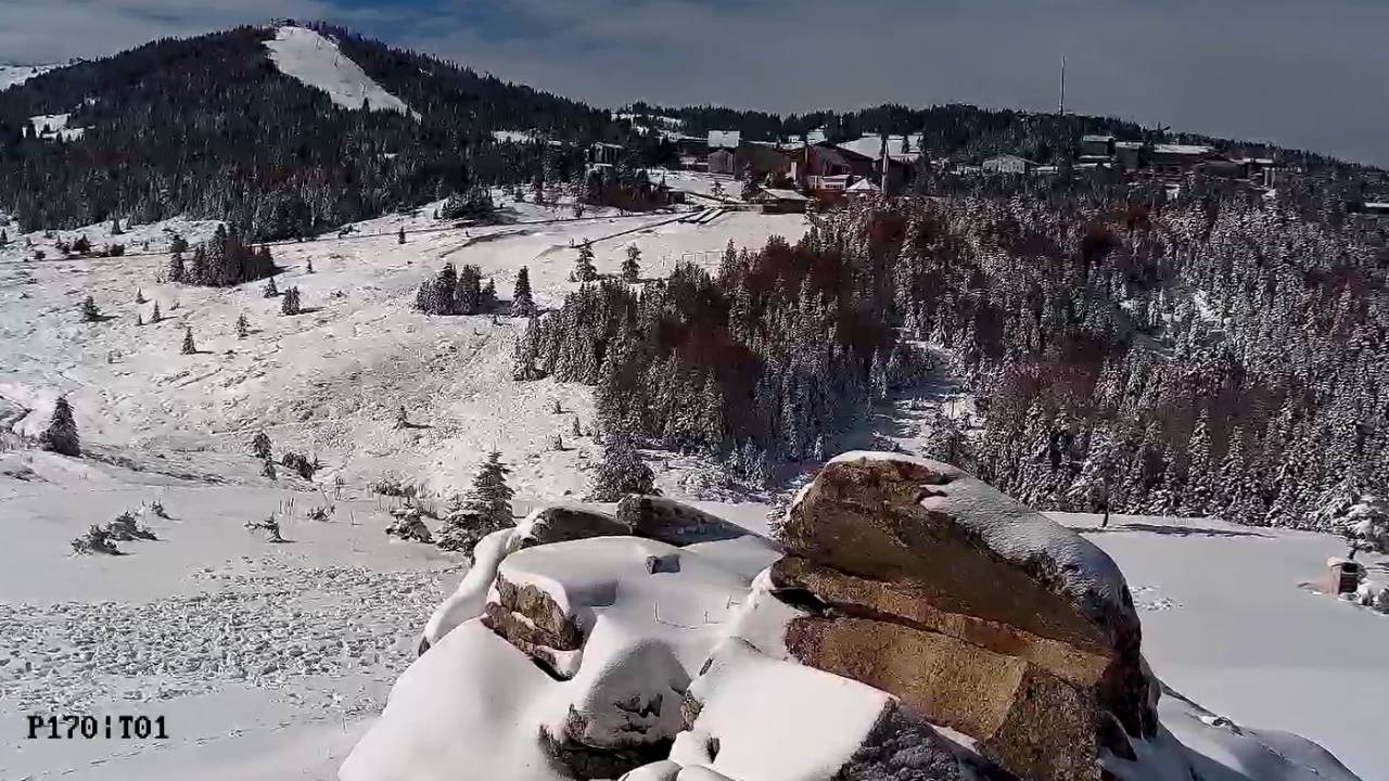 Sezonun ilk karı yağdı! Kar kalınlığı 20 santimetreye ulaştı!