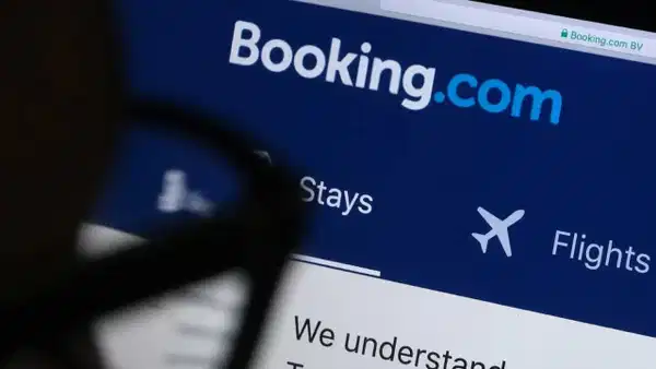İktidara 'Booking.com' çağrısı: 'Çözüm yasaklamak değil, doğru kurallar koymak'