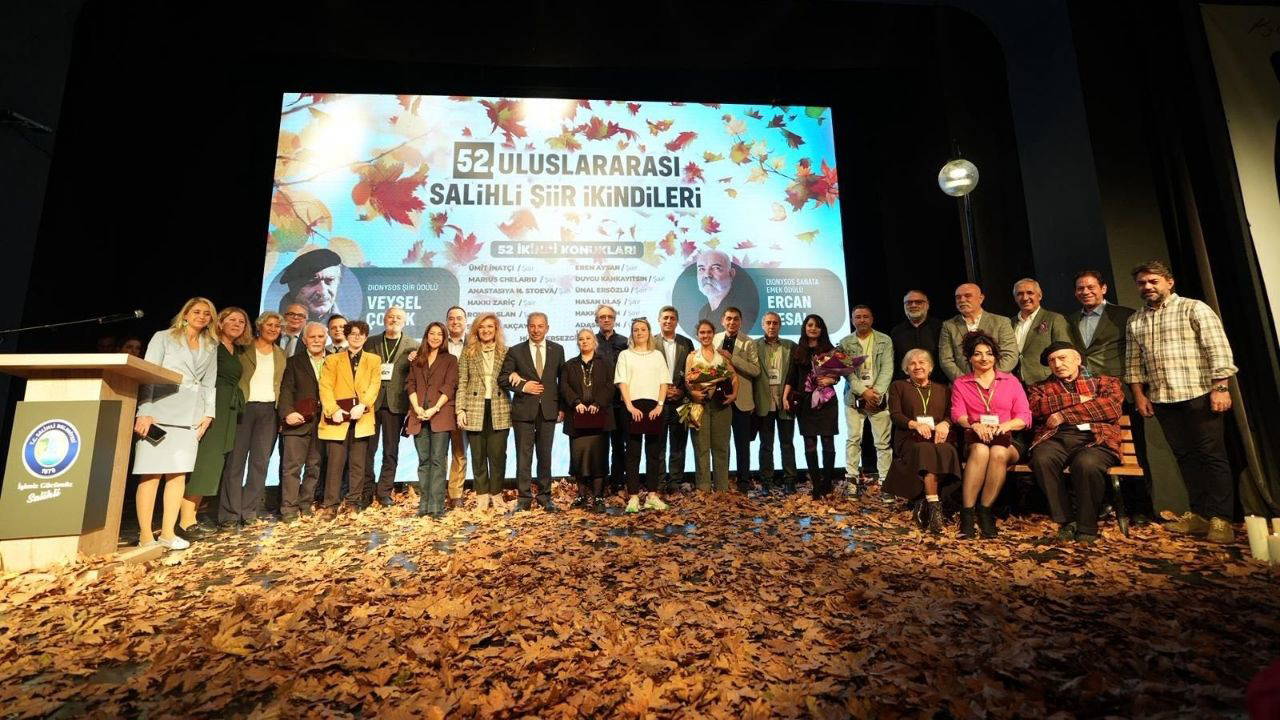 Şiirin kalbi Manisa’da attı