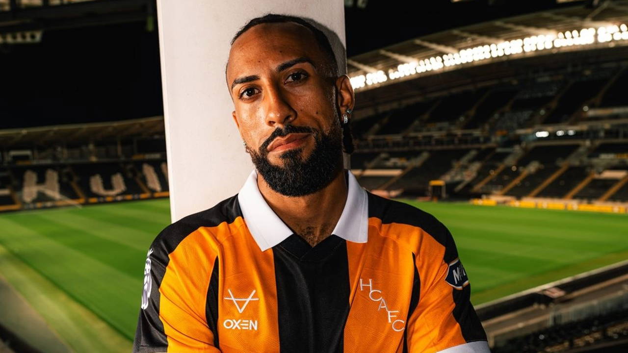 Hull City'den transferin son gününde 5 imza