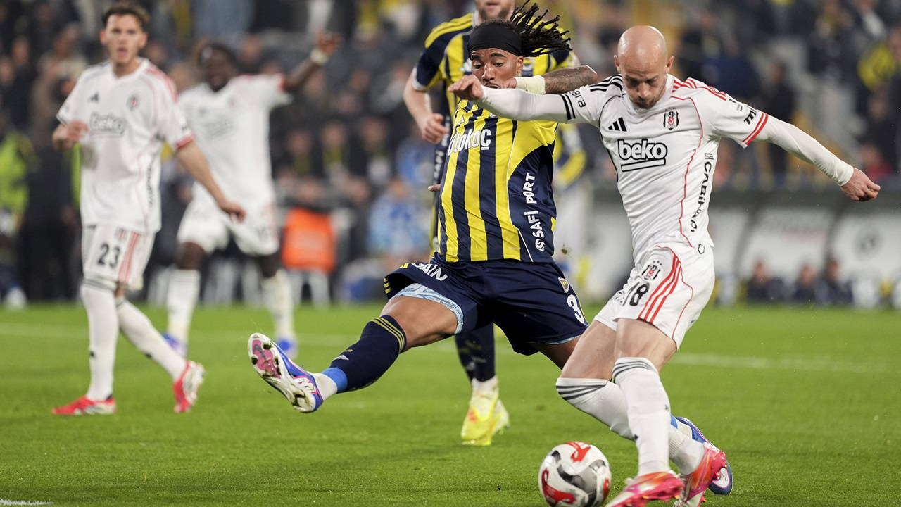 Serdal Adalı, Cerny, Agbadou... PFDK, Beşiktaş'a verilen cezaları açıkladı