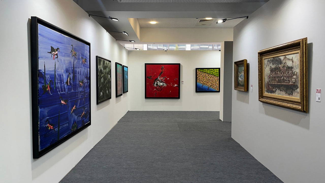 Türk resminin usta isimlerinin eserleri 'Sanat Dolu On Altı Yıl' sergisinde buluştu